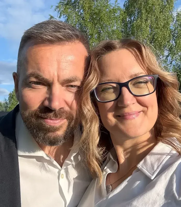 Denis ja Valeria Zlatorunski, KivutPois.fi-tiimi, nauttimassa Suomen luonnosta Kemijärvellä. Denis ja Valeria Zlatorunski, KivutPois.fi-tiimi, nauttimassa Suomen luonnosta Kemijärvellä.