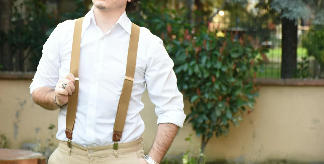 henkselit-keho-kokonaisuus Henkselit havainnollistamassa faskiakireyden vaikutusta kehon ketjuihin